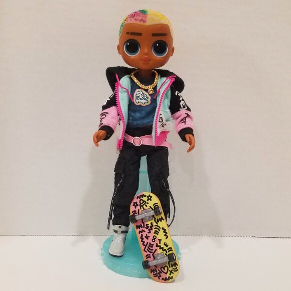 L.O.L. Surprise! O.M.G. Cool Lev Doll & Accessories, EUC - Picture 5 of 16